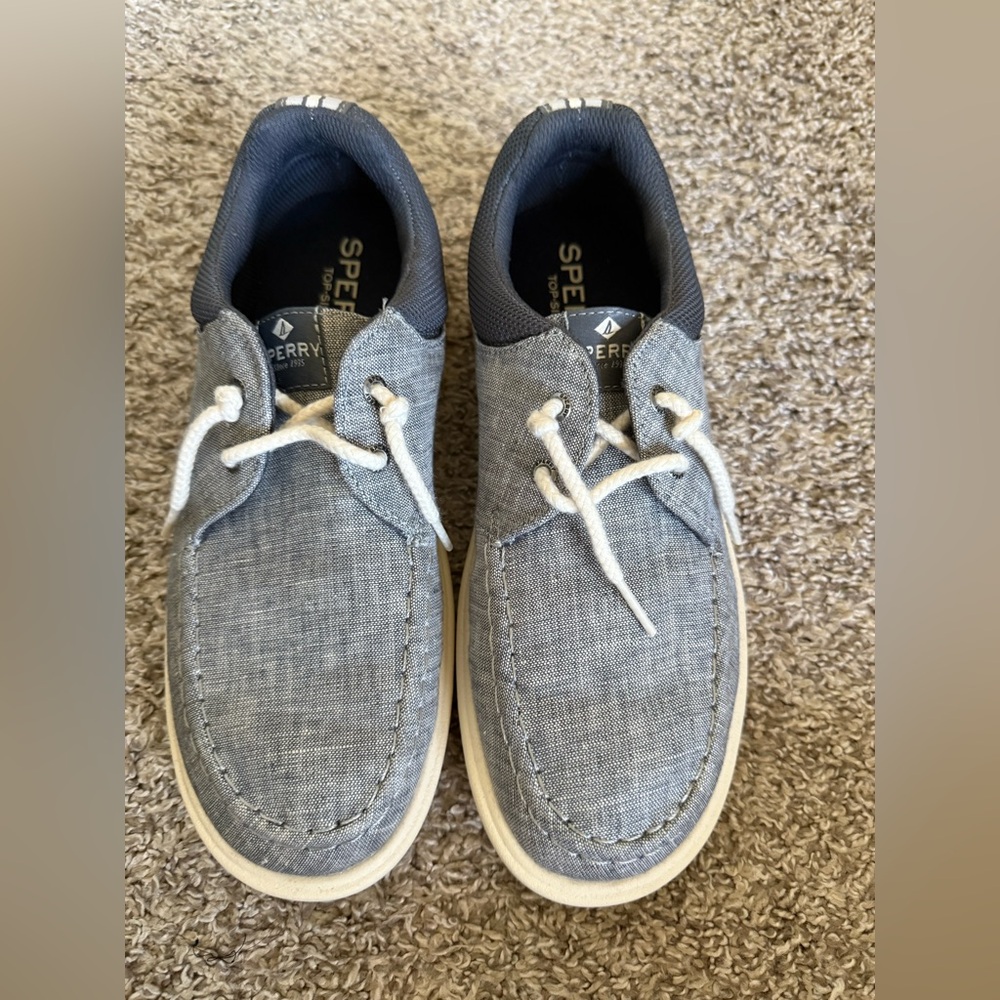 Men’s Gray Sneakers